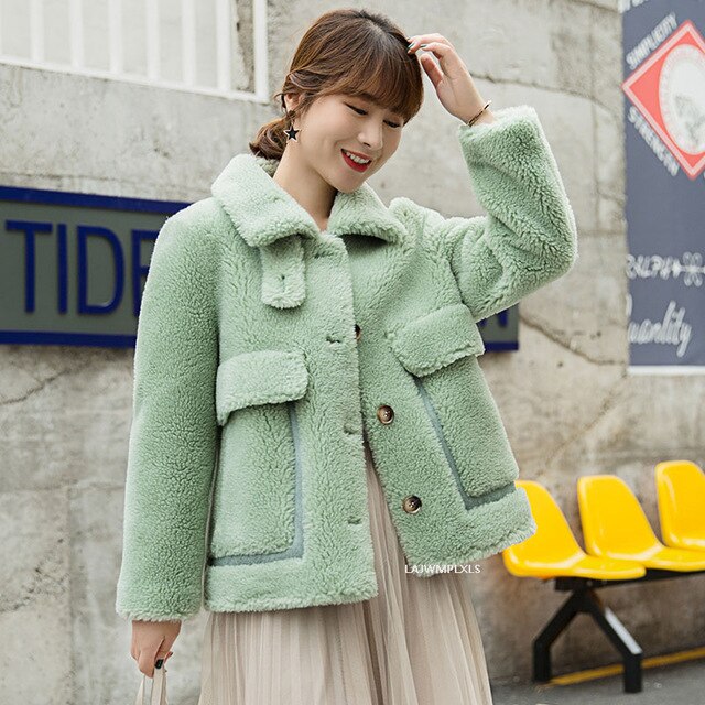 Winter fur Composite Lamb Fur Coat Warm Jacket Female Natural Sheep Shearing Motorcycle Outewear